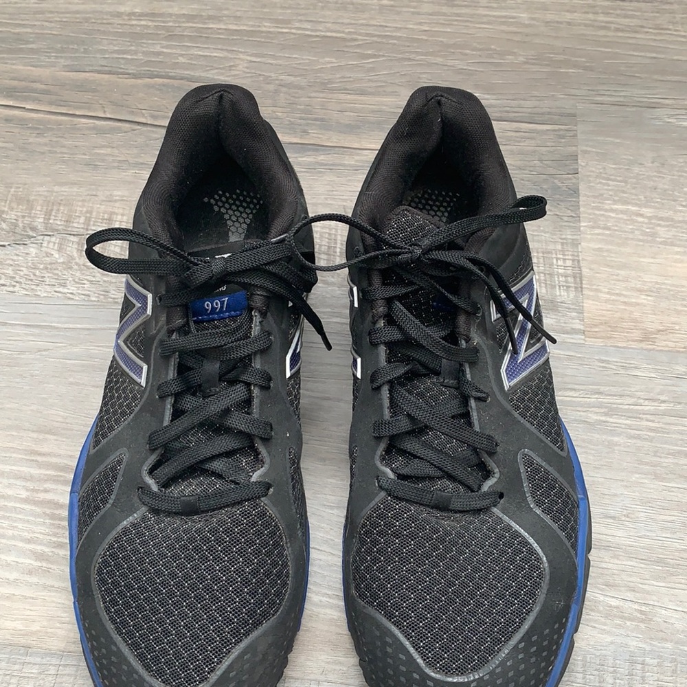 New Balance men sneakers size 9